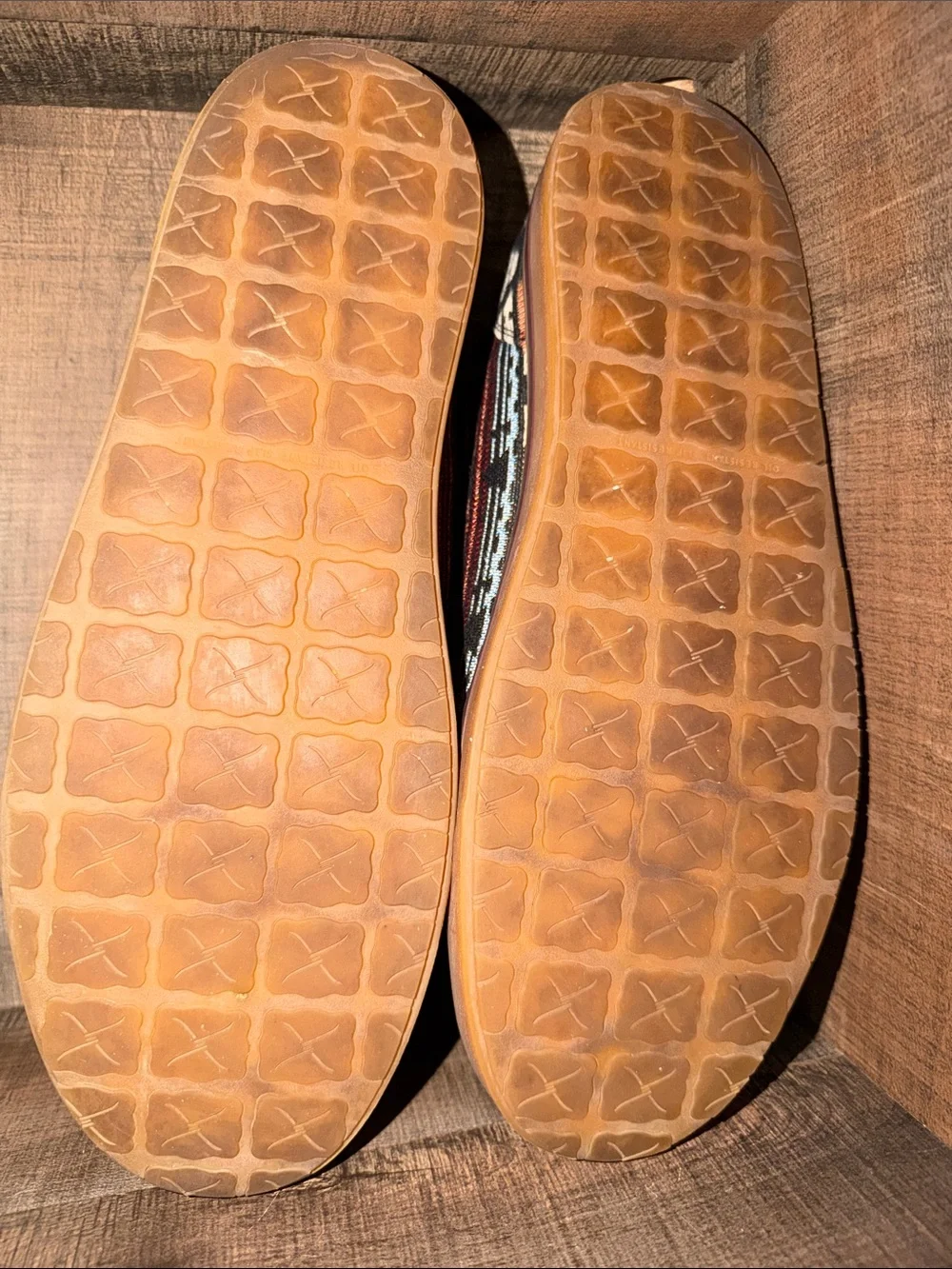 Twisted X Hooey style Aztec-Pattern Low-Top Sneakers size 12
